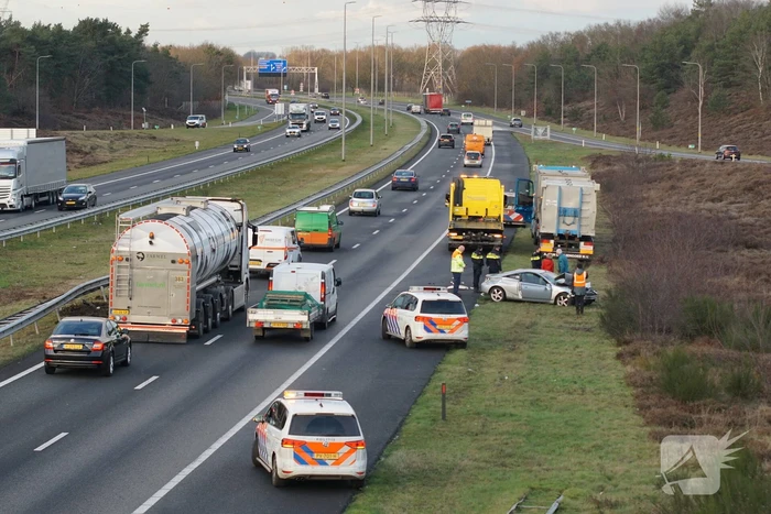 Vangrail heeft veel schade na ongeval