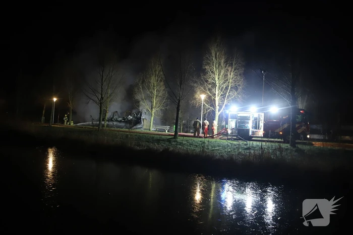 Tribune sportvereniging TOGB in brand