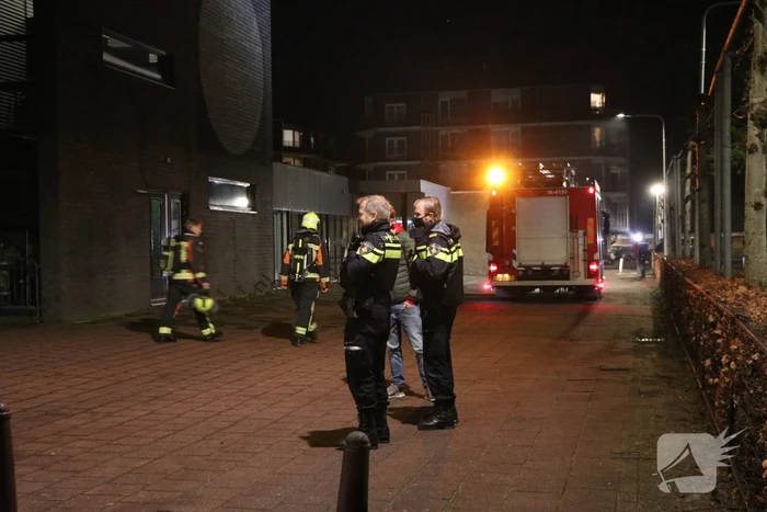 Brandweer doet onderzoek bij Turnhal
