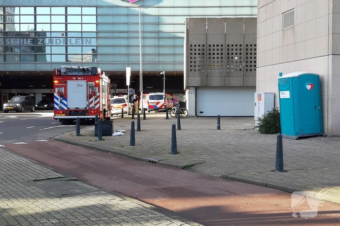 Bewoner boort in gasleiding