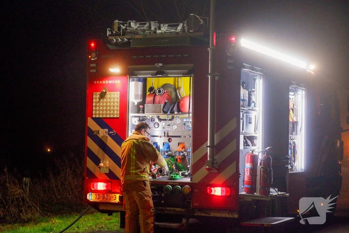 Brandweer blust schoorsteenbrand