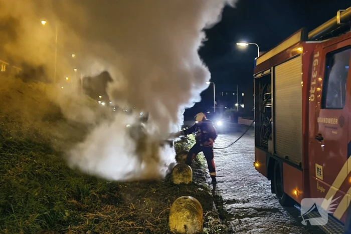 Brandweer blust vuurton