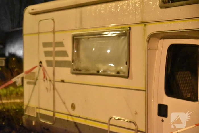 Twee auto's verwoest op parkeerplaats