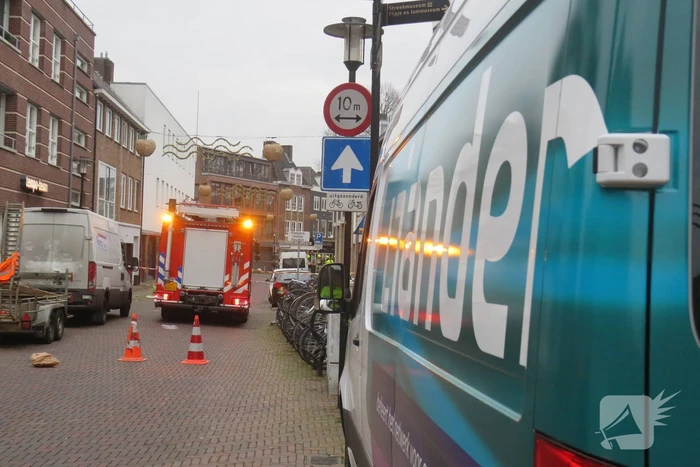 Gaslekkage in winkelstraat