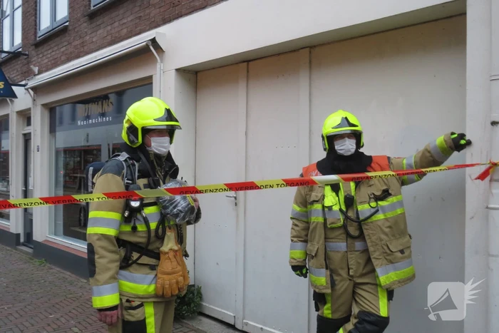 Gaslekkage in winkelstraat