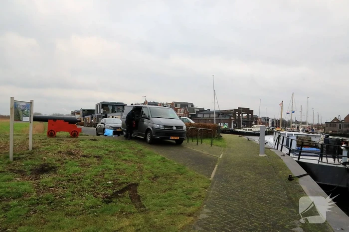 Overleden persoon op zeilboot aangetroffen