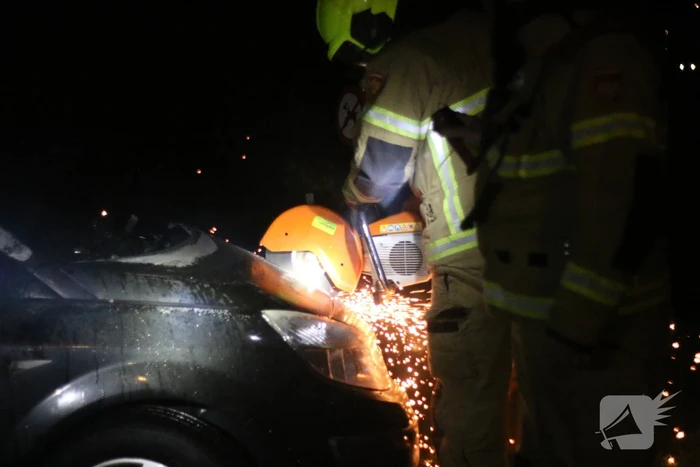 Auto verwoest door brand