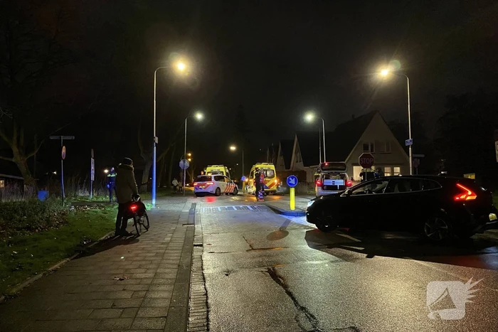 Fietser gewond bij botsing met auto