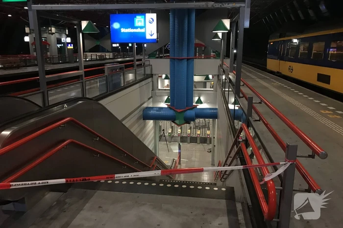 Plofkraak op pinautomaat station