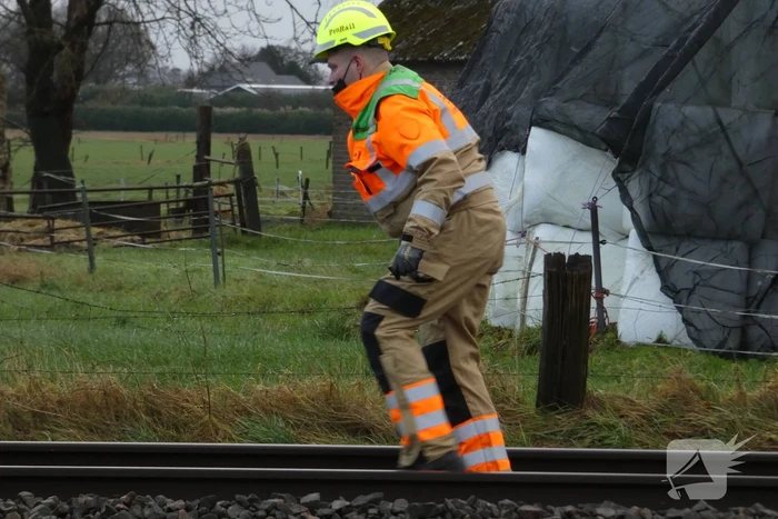 Dode na botsing met trein op onbewaakte spoorwegovergang