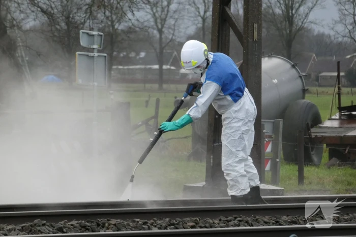 Dode na botsing met trein op onbewaakte spoorwegovergang