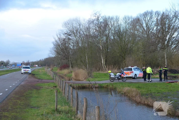 Watersporter in problemen geraakt natuurgebied Grote Wielen