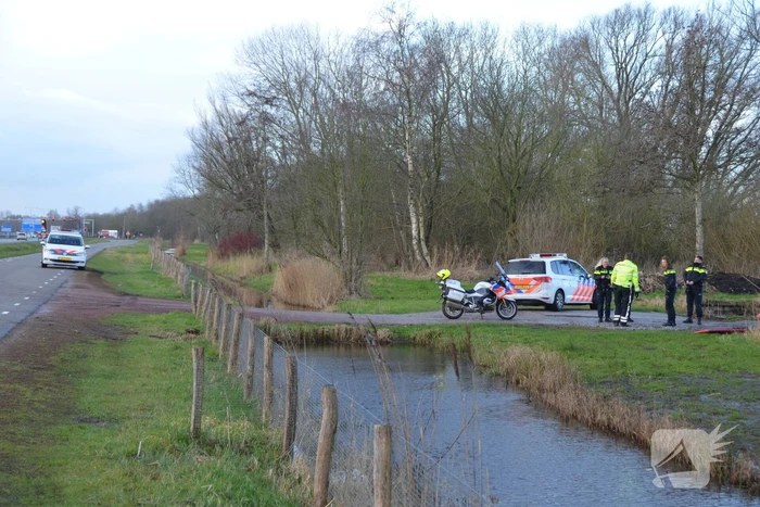 Watersporter in problemen geraakt natuurgebied Grote Wielen