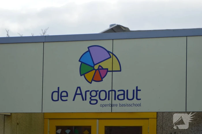 Basisschool De Argonaut ontruimd na vermoedelijke brand
