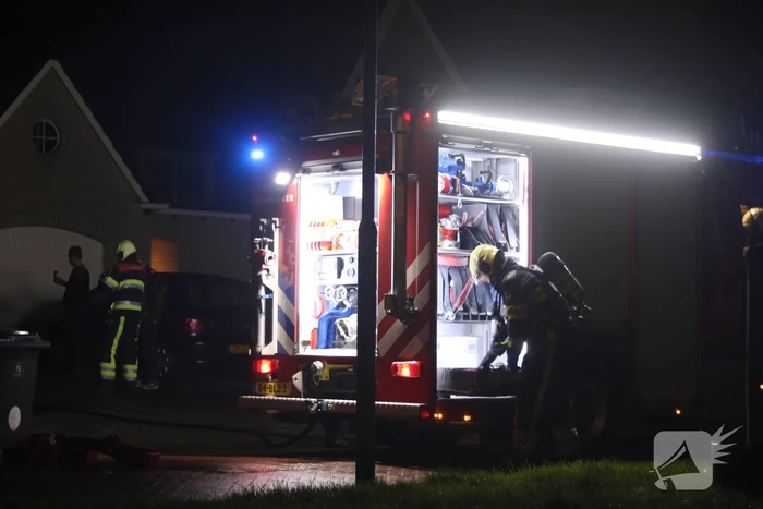 Schuur compleet verwoest door felle brand