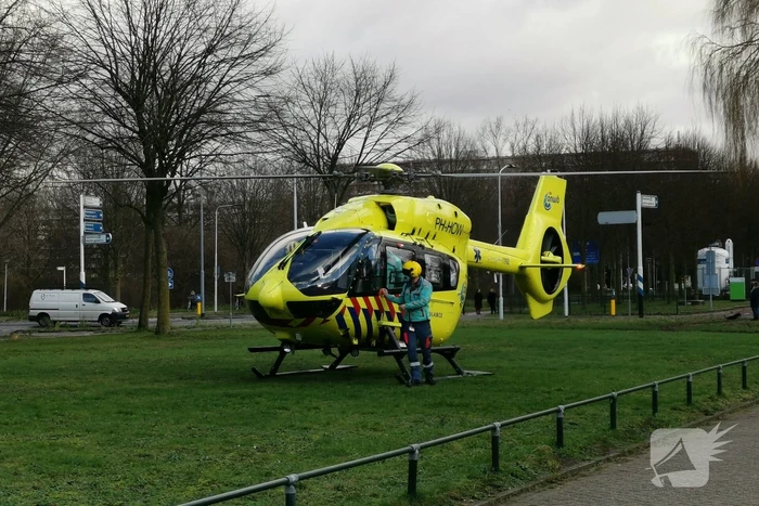 Coronapatiënt overgebracht per traumahelikopter