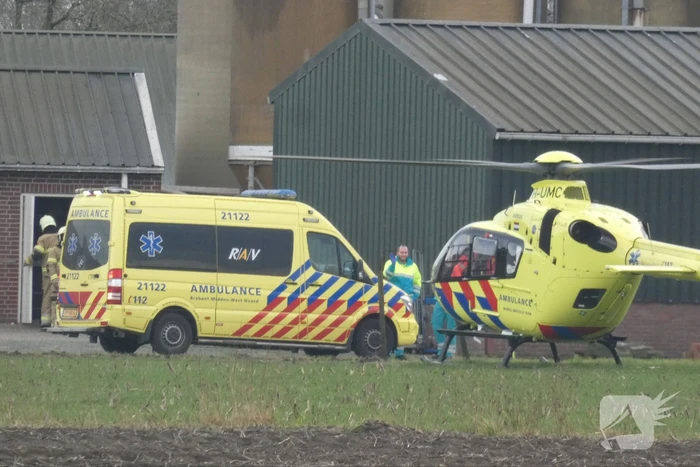 Man overleden door beknelling in machine