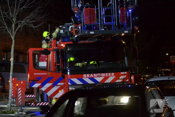 Brandweer doet onderzoek naar mogelijke schoorsteenbrand