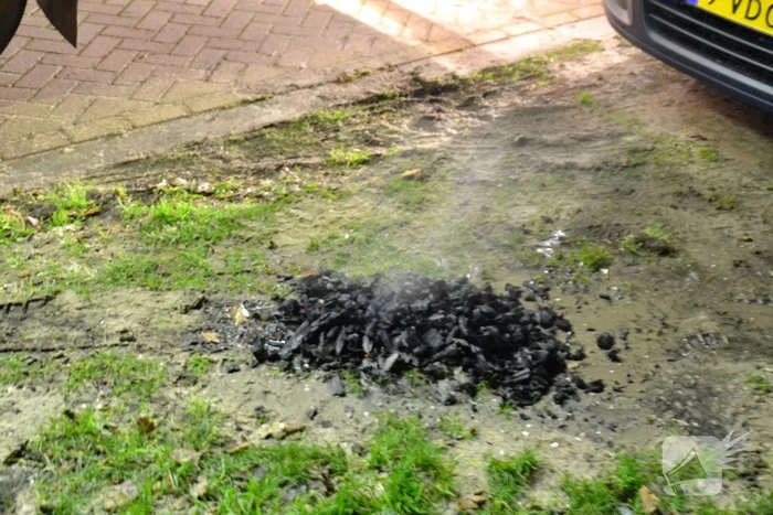 Schoorsteen geveegd na brand