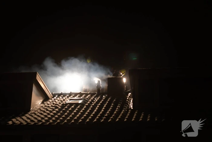 Schoorsteenbrand snel onder controle