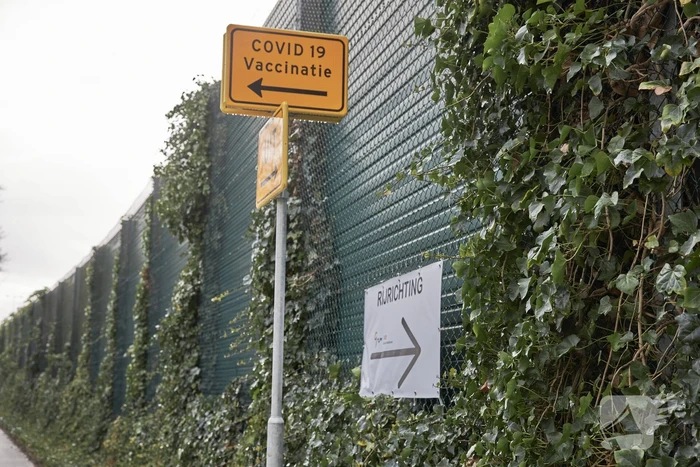 Vaccinatie COVID-19 van start gegaan