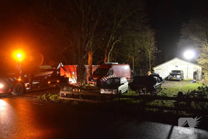 Brandweer en politie doen onderzoek