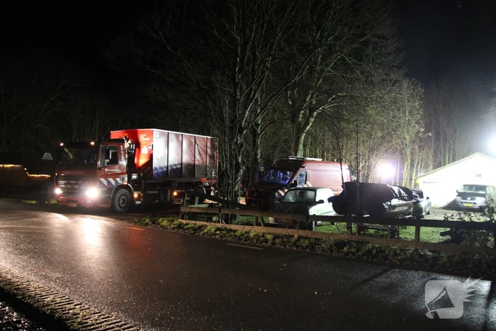 Brandweer en politie doen onderzoek