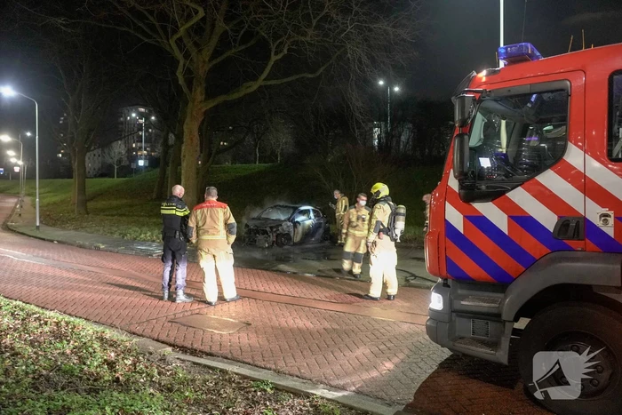 Auto compleet uitgebrand