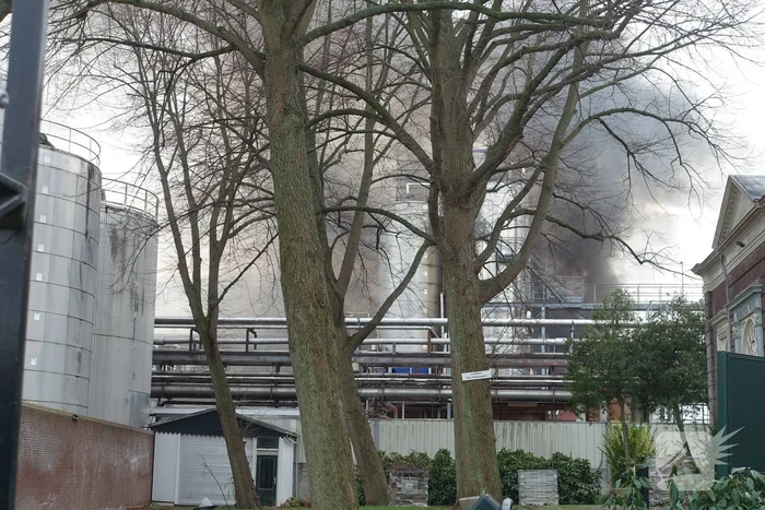 Knallen en grote rookontwikkeling bij Croda Nederland
