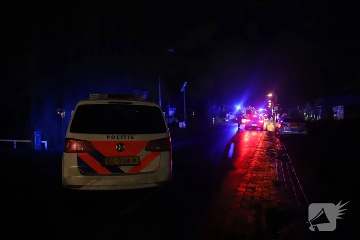 Frontale botsing tussen drie voertuigen