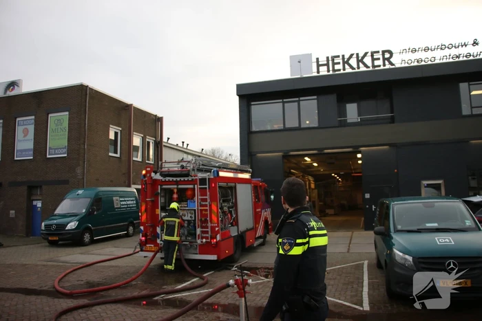 Brand bij Hekker interieurbouwbedrijf