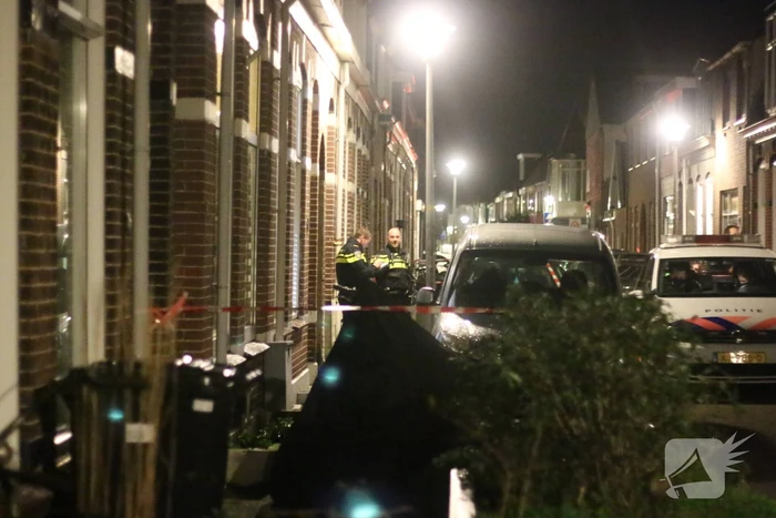 Recherche doet onderzoek naar incident in woning