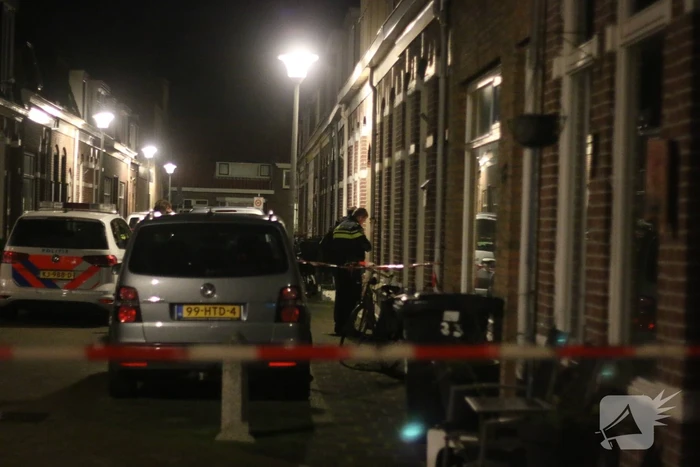 Recherche doet onderzoek naar incident in woning