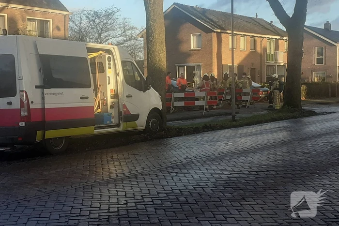 Gasleiding geraakt bij graafwerkzaamheden