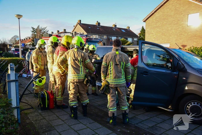 Ongeval tussen personenauto en personenbus