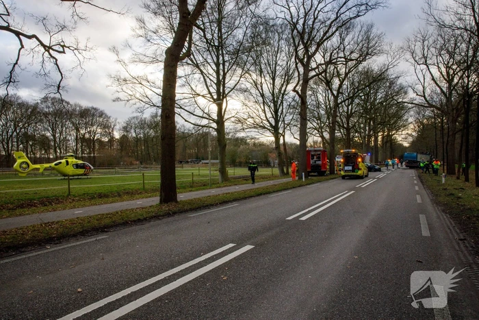 Ernstig ongeval tussen vrachtwagen en personenauto