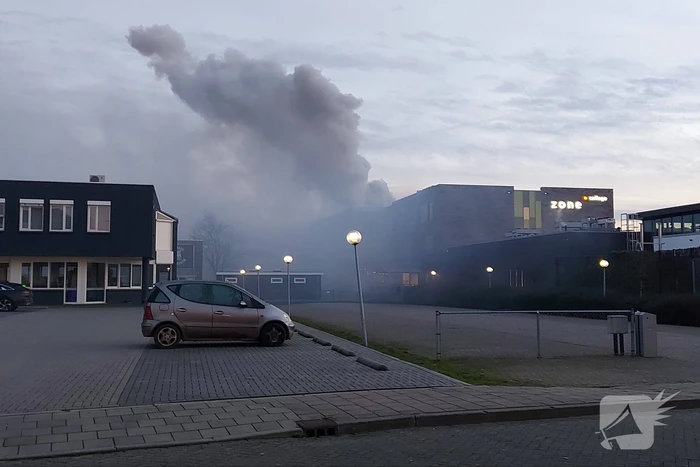 Grote brand in Zone College
