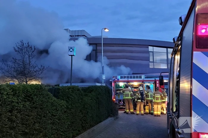 Grote brand in Zone College