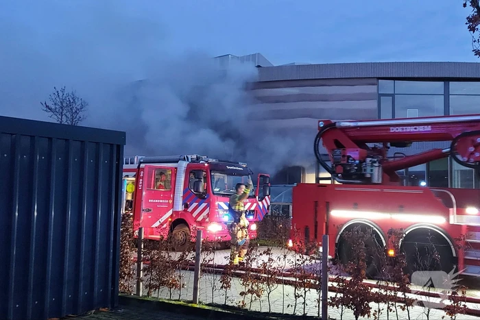 Grote brand in Zone College