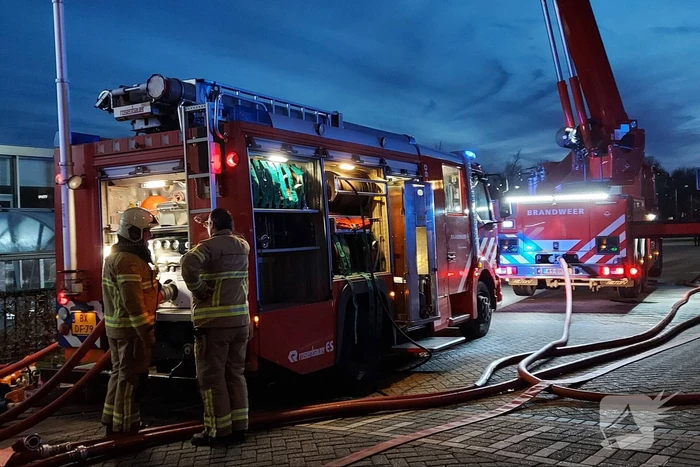 Grote brand in Zone College