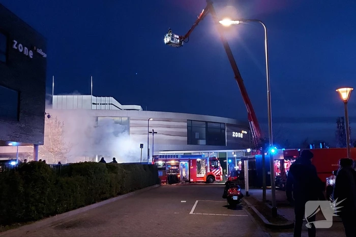 Grote brand in Zone College