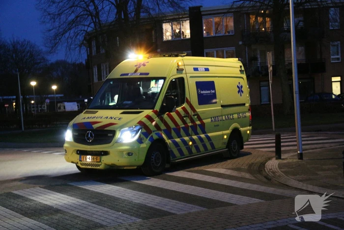 Persoon gewond bij aanrijding met auto