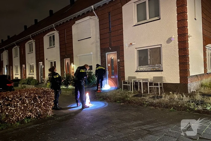 Politie onderzoekt schietpartij op woning
