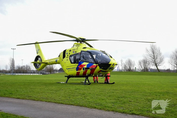 Traumahelikopter landt voor incident in woning