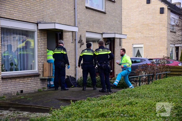 Traumahelikopter landt voor incident in woning
