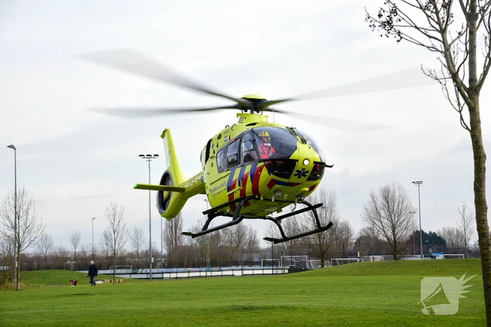Traumahelikopter landt voor incident in woning
