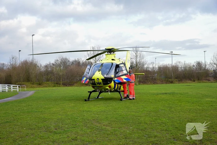 Traumahelikopter landt voor incident in woning