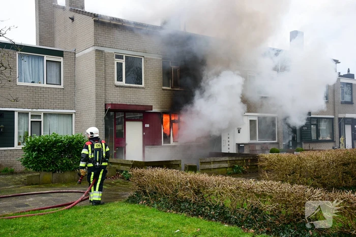 Woning verwoest door uitslaande brand