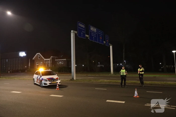 Avondklok van kracht: stille straten en politie voert controles uit