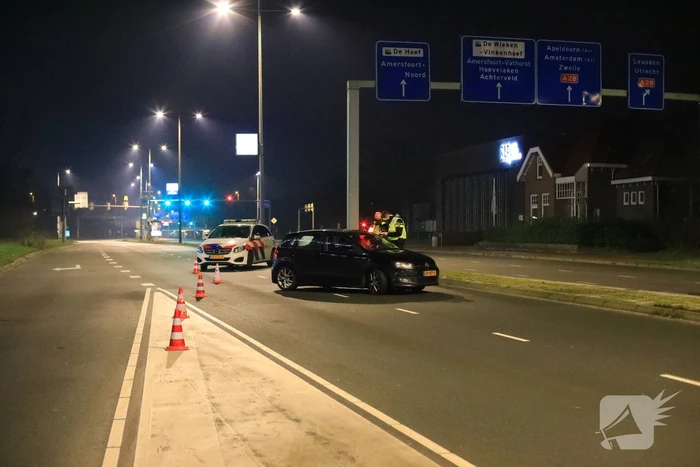 Avondklok van kracht: stille straten en politie voert controles uit